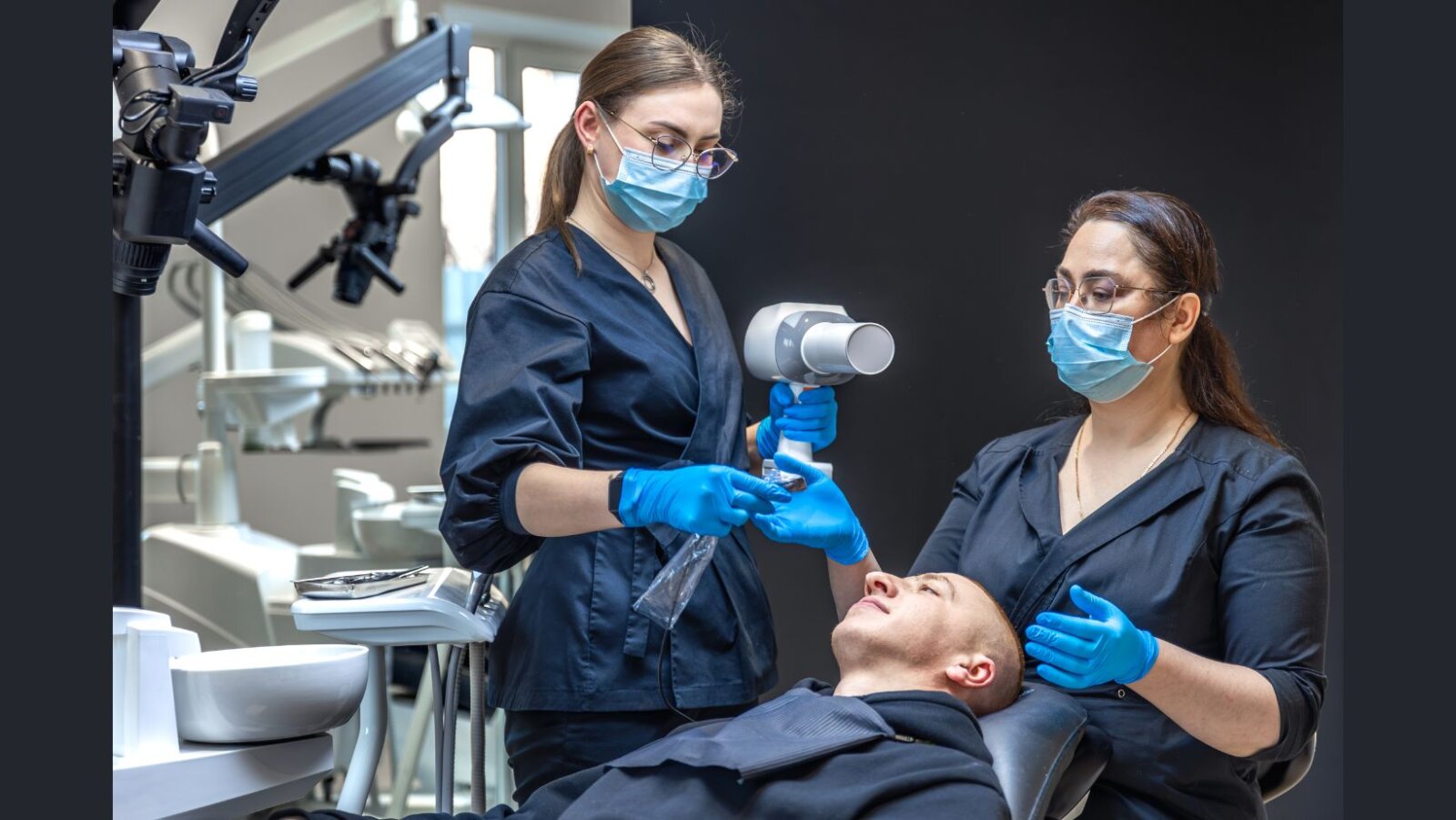 Parliament clarifies Oral and Maxillofacial Surgeons (OMFS) scope, training limits, and how DCI–NMC rules shape safe practice. Read now!