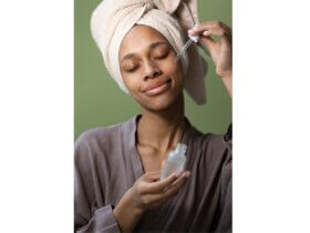 Peptide skincare set for mainstream growth