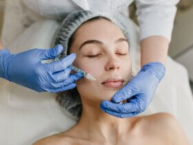 Botulinum toxin vs Dermal Fillers: Expert Insights for Clinics