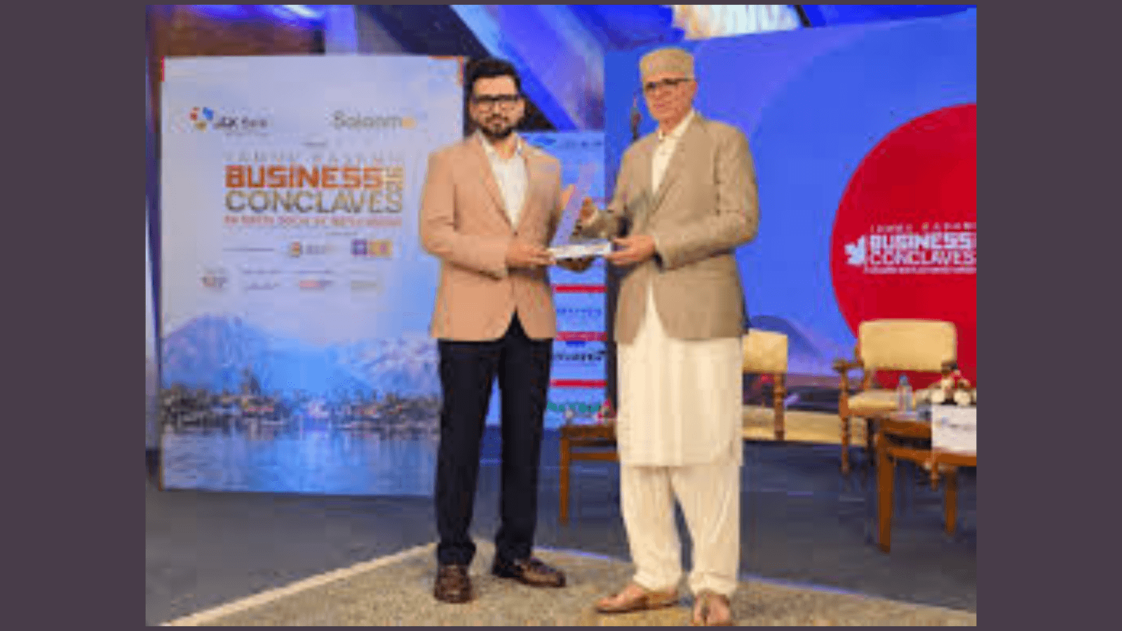 Dr Mir Shahnawaz wins best dermatologist award